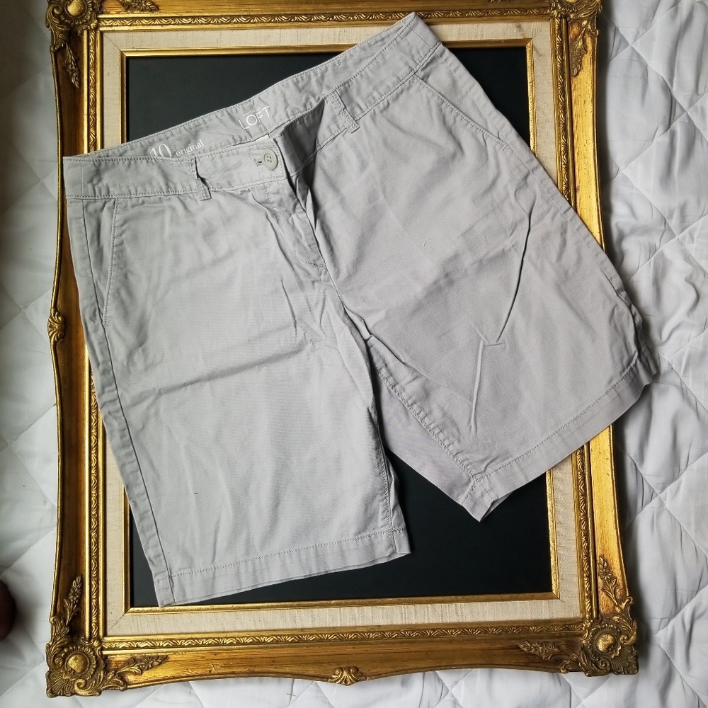 SOLD Ann Taylor Loft 100% cotton Bermuda shorts
